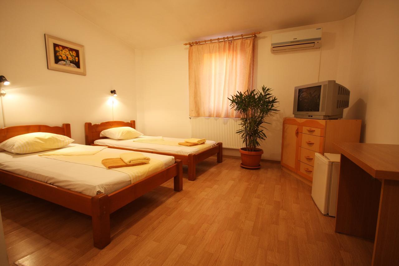 Il Capo Tour Motel Craiova Luaran gambar